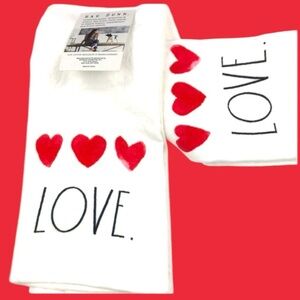 HOLIDAY - Rae Dunn - 4/$98 - ‘Love Hearts ❤️’ dish towels (2). NWT. *Last One!